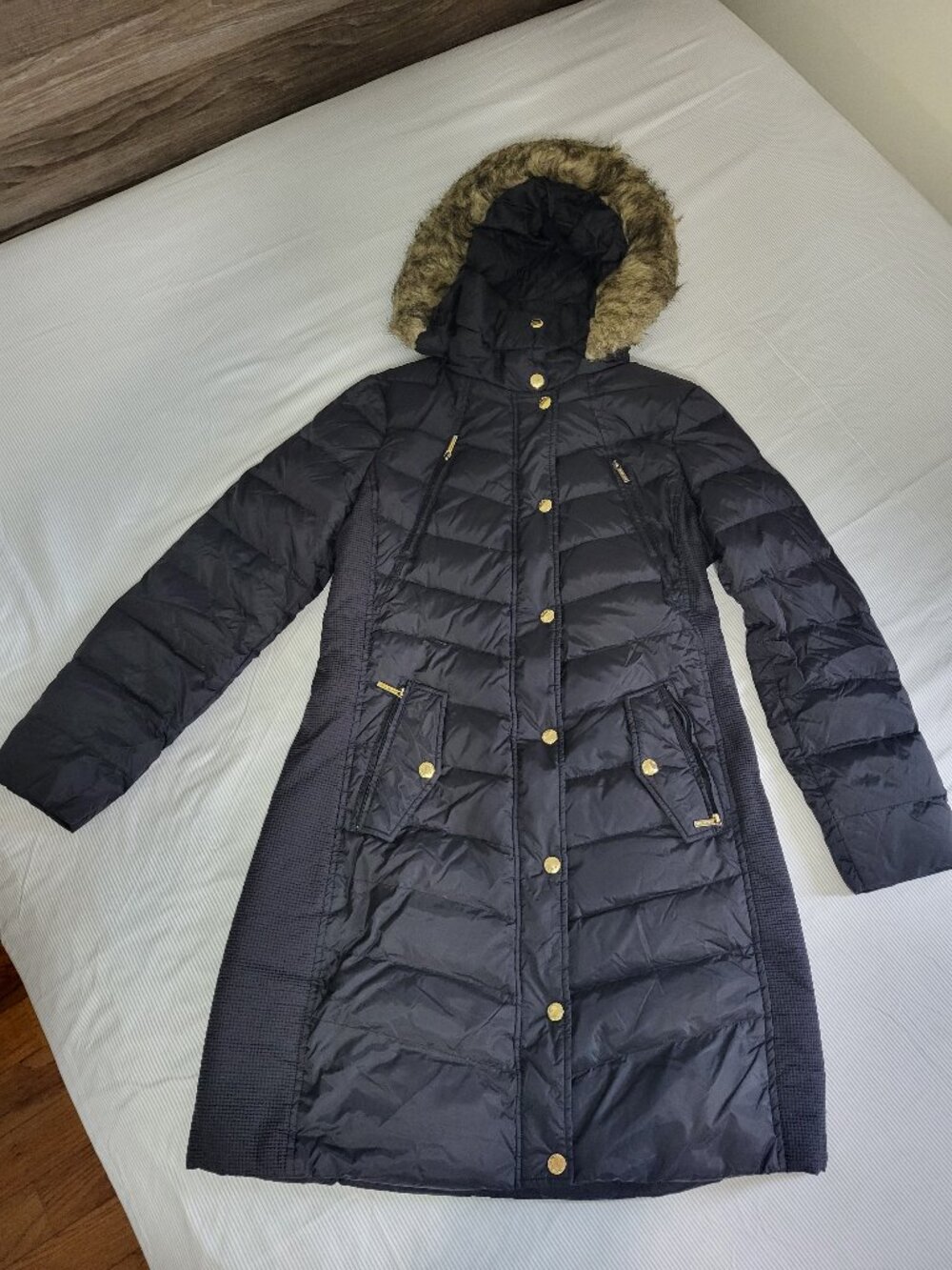 Michael Kors Black Down Puffer Coat Women's Medium Faux Fur Hood Mid Length